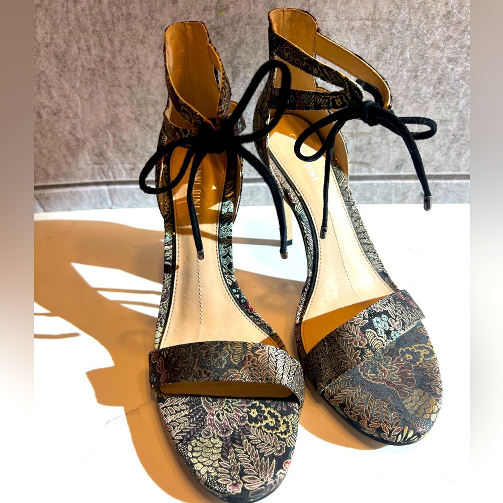 Lace tie dress heels. Gianni Bini
